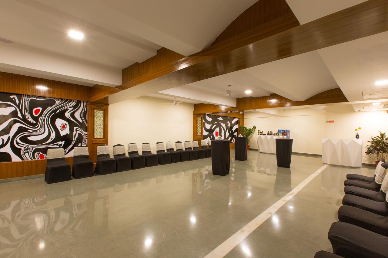 Viva Hotel Near Madgaon Railway Station Extérieur photo