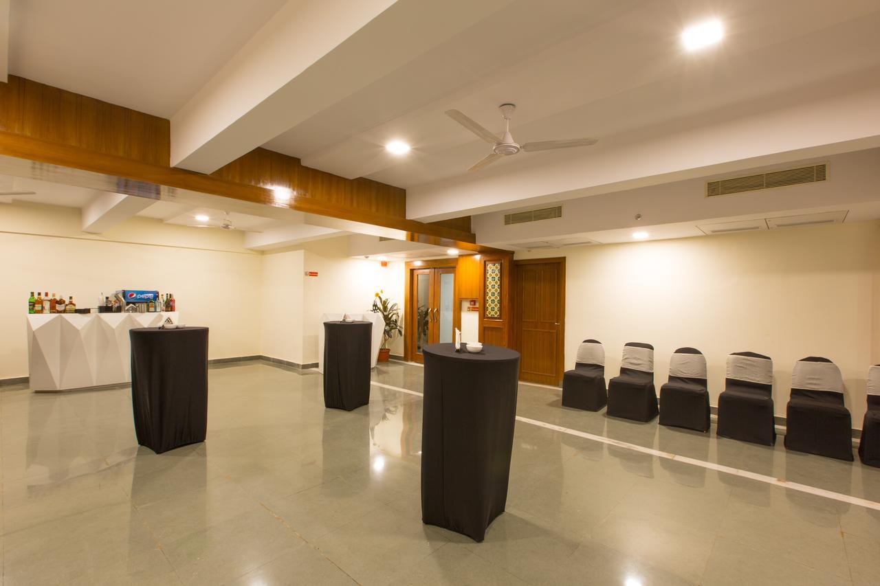 Viva Hotel Near Madgaon Railway Station Extérieur photo